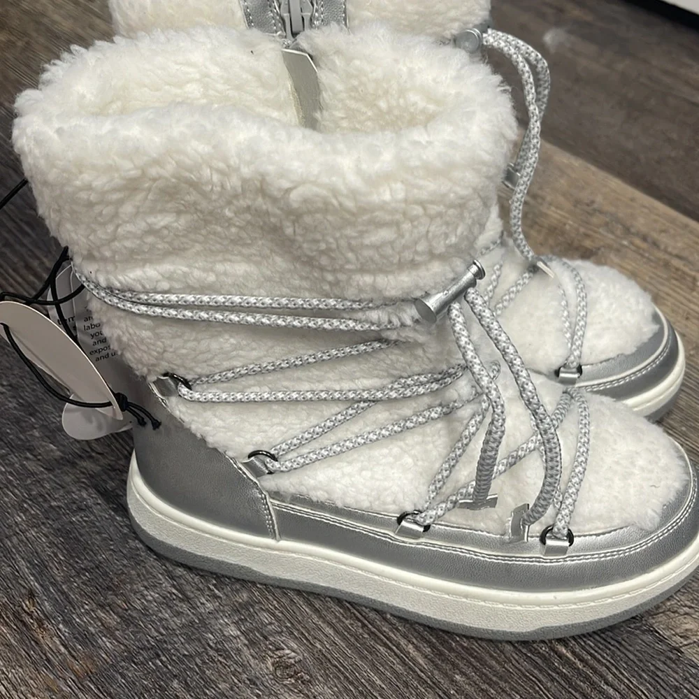 Kid’s boots